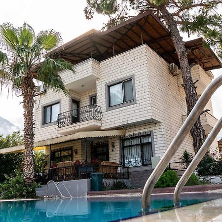 Spacious Villa With Sea And Mountain View Kemer Luaran gambar